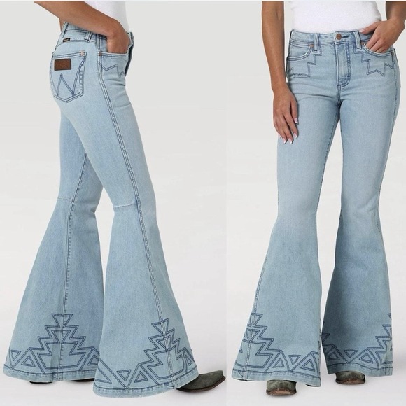 Insane Embroidered Wrangler 32x36 Greta Retro Trumpet Flare Jeans Western Boho‎ - Picture 1 of 10
